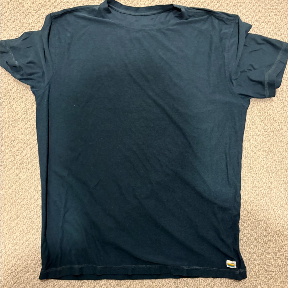 Vuori Men's Short Sleeve Tee in Navy Blue